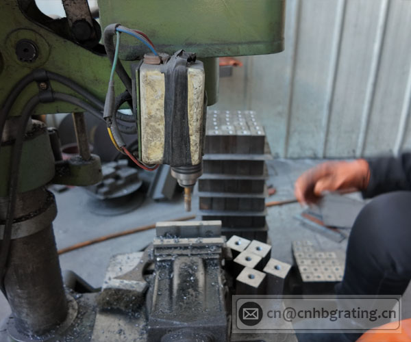 FRP Grating Mold Block Drill Hole